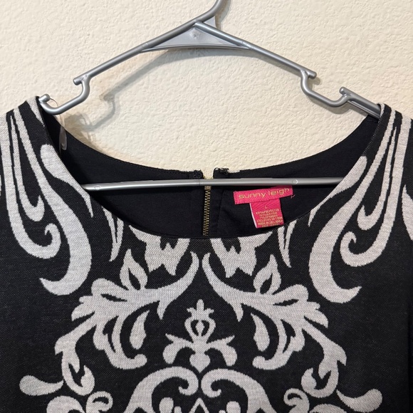 Sunny Leigh women’s Sheath Dress in Black/white - Picture 2 of 4